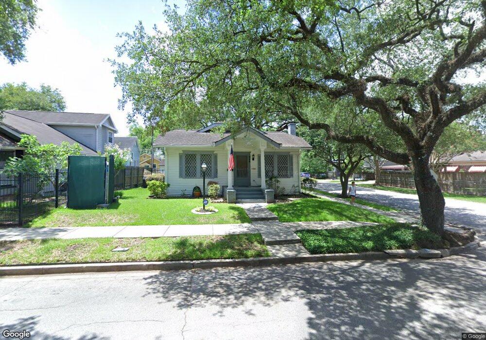946 Bayland Ave, Houston, TX 77009 - photo 1