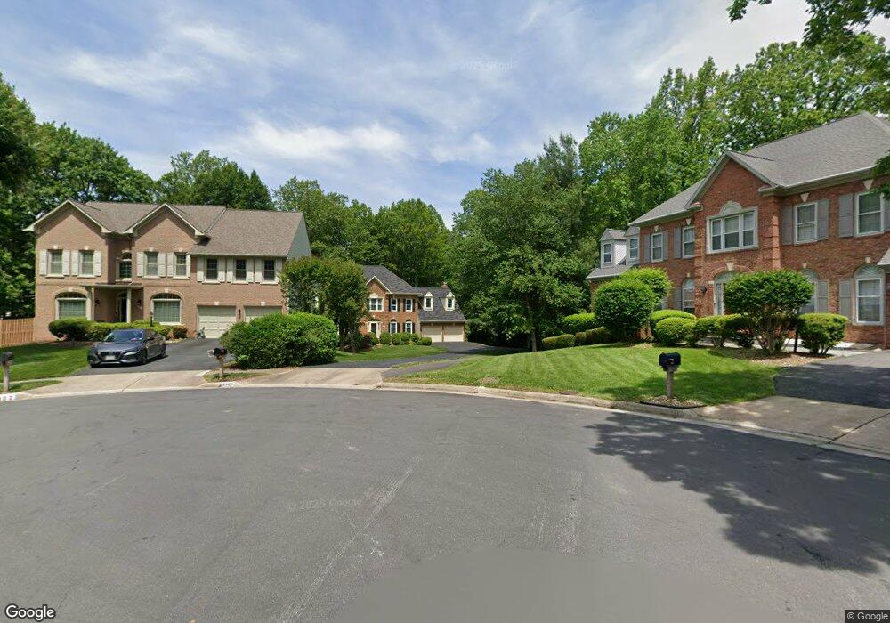 8300 Crosspointe Dr, Fairfax Station, VA 22039 - photo 1
