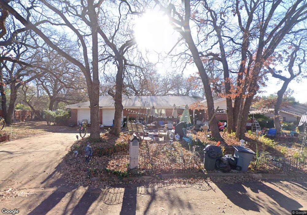 504 Caduceus Ln, Hurst, TX 76053 - photo 1