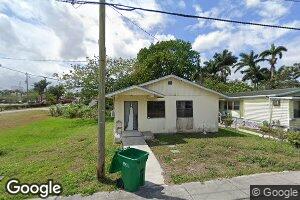 220 W 5th St, Pahokee, FL 33476