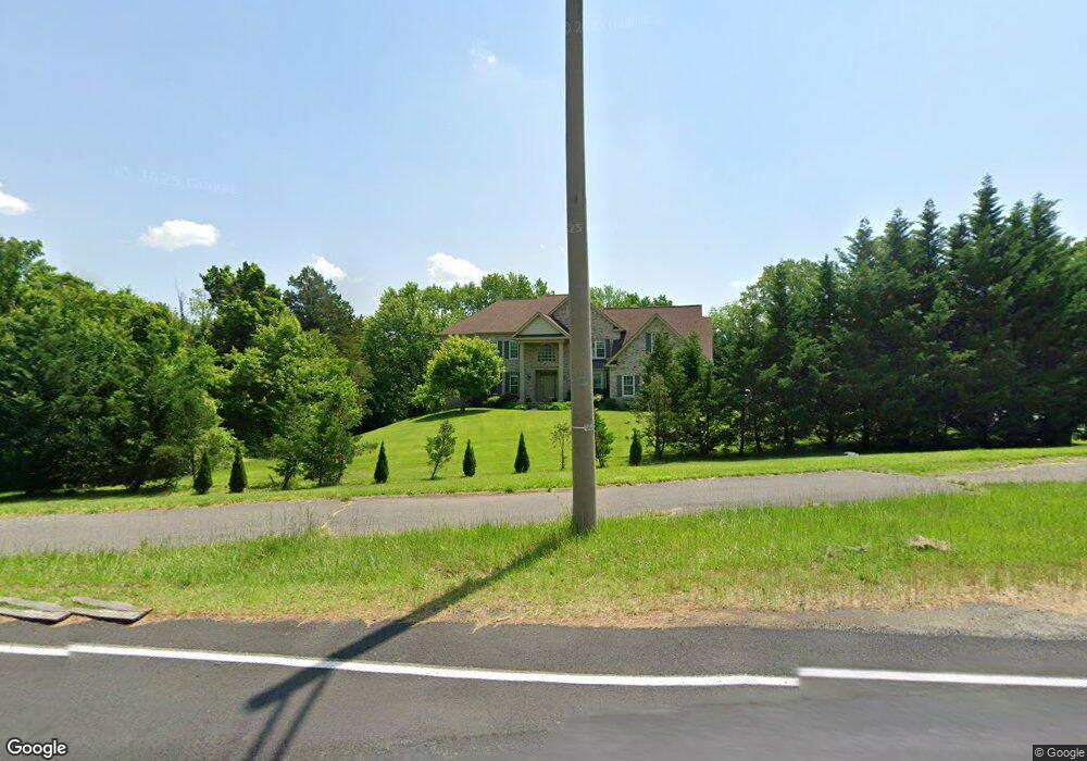 5189 Ox Rd, Fairfax, VA 22030 - photo 1