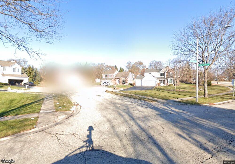 3 Lake Drive Ct, Algonquin, IL 60102 - photo 1