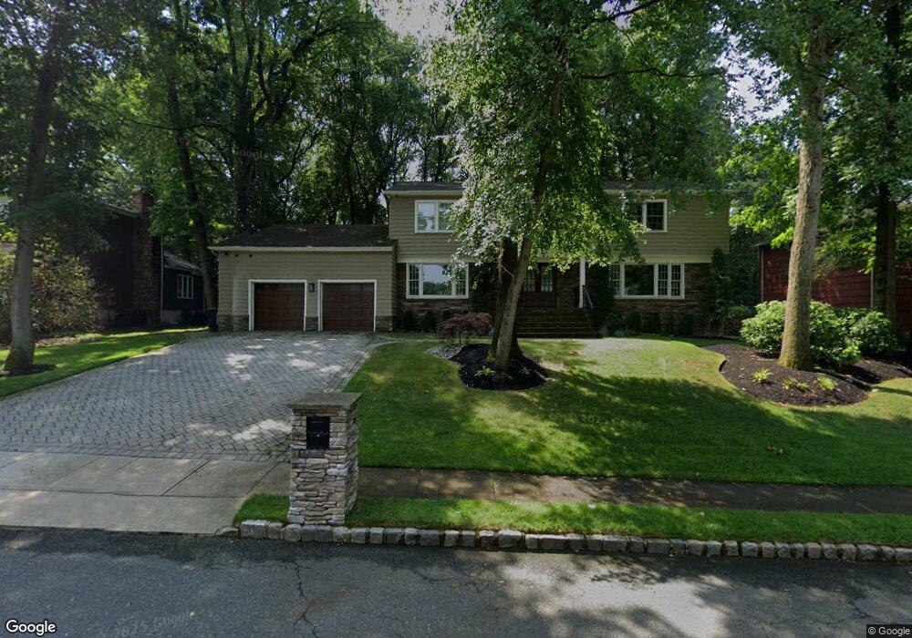 25 Vista Dr, Morganville, NJ 07751 - photo 1