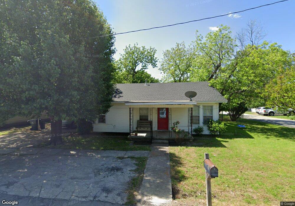 1010 Elm St, Sanger, TX 76266 - photo 1