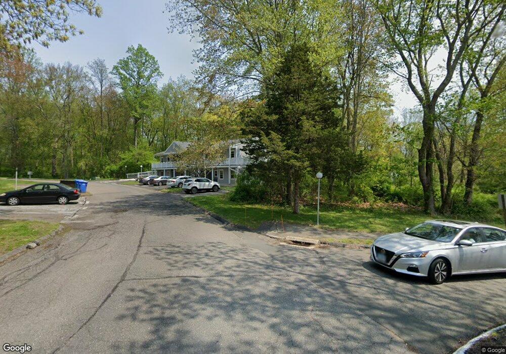 111 Hidden Knolls Cir unit 111, Monroe, CT 06468 - photo 1