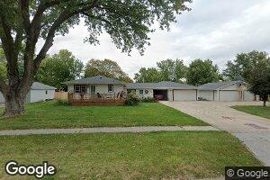 425 NW 3rd St, Earlham, IA 50072