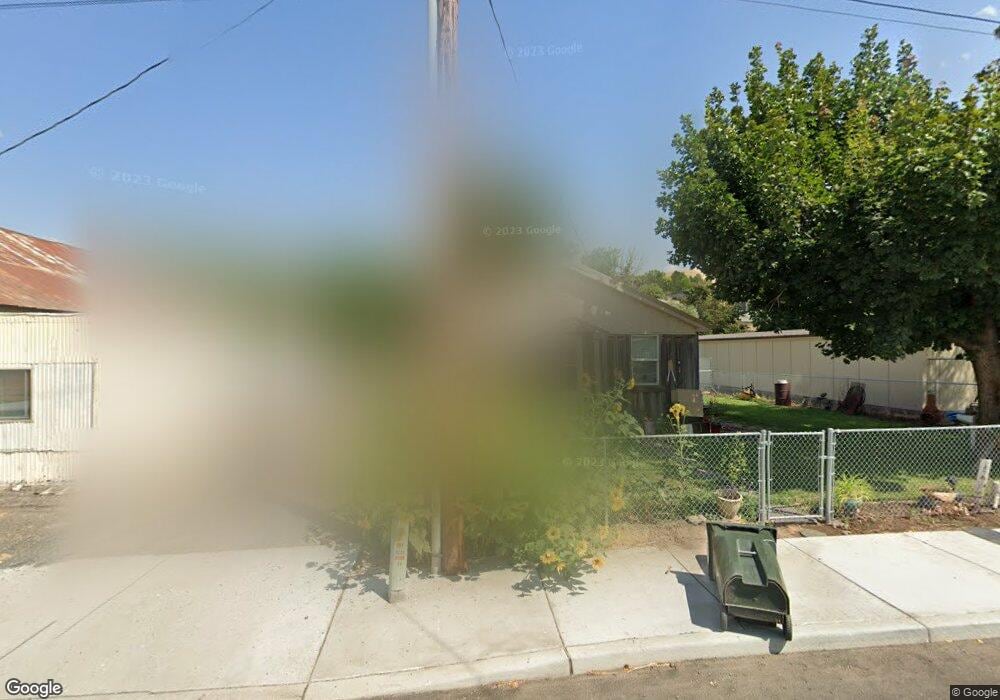 230 N Chase St, Heppner, OR 97836 - photo 1