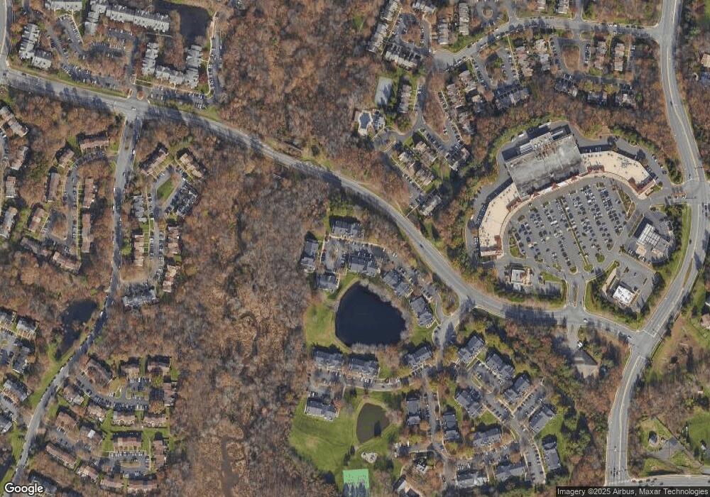 5843 Orchard Hill Ct, Clifton, VA 20124 - photo 1