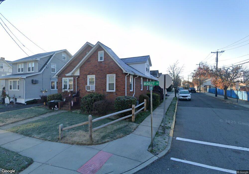 60 Bradley Ave, Bergenfield, NJ 07621 - photo 1