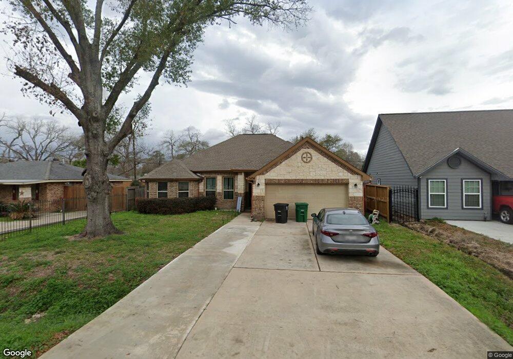 2434 Garapan St, Houston, TX 77091 - photo 1