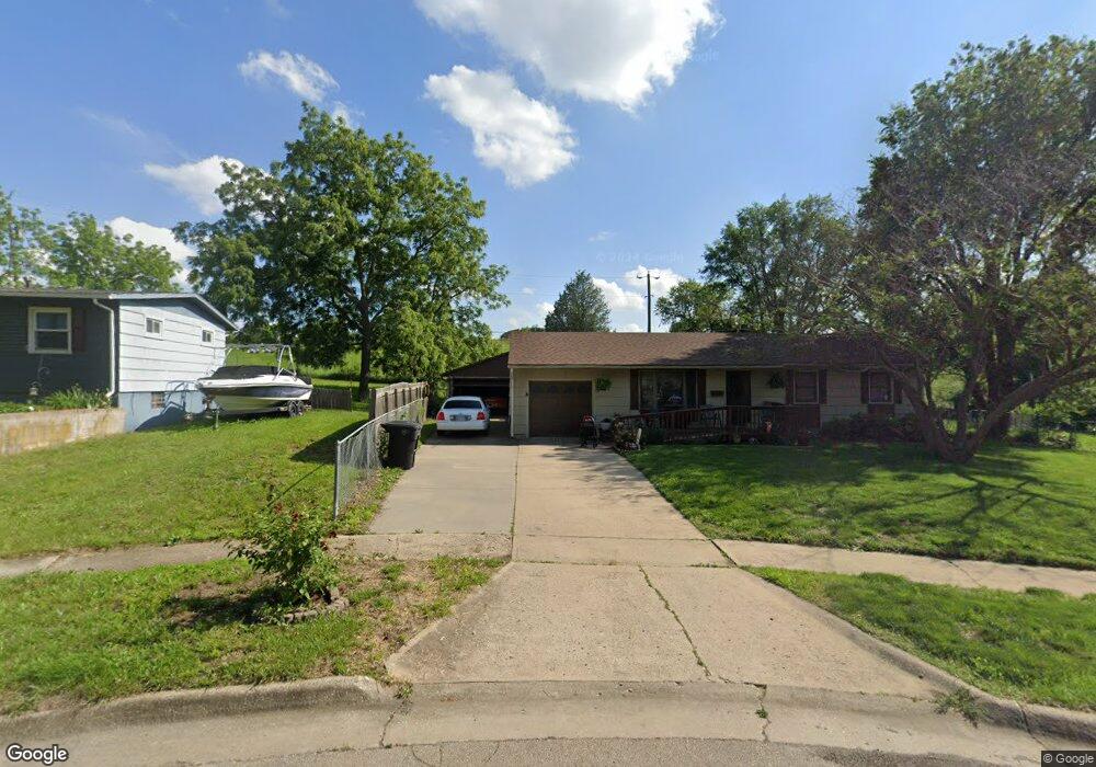 233 SW 40th Terrace, Topeka, KS 66609 - photo 1