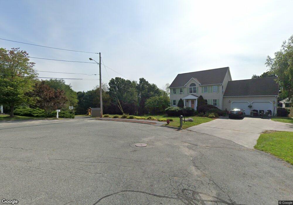 7 Fleuette Dr, Bellingham, MA 02019 - photo 1