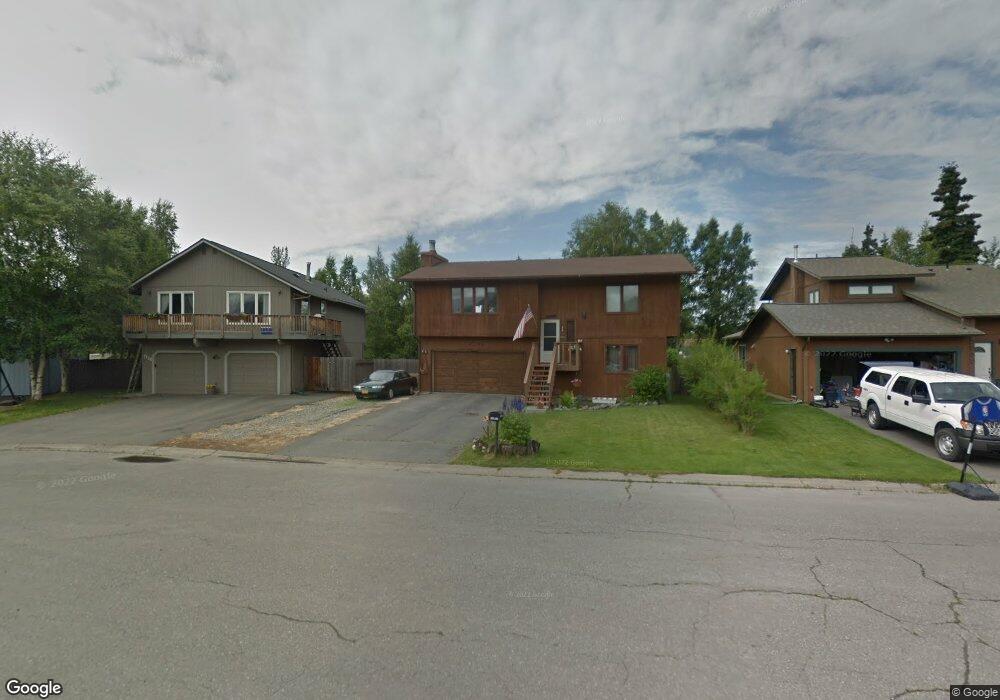 7100 McLin Cir, Anchorage, AK 99507 - photo 1