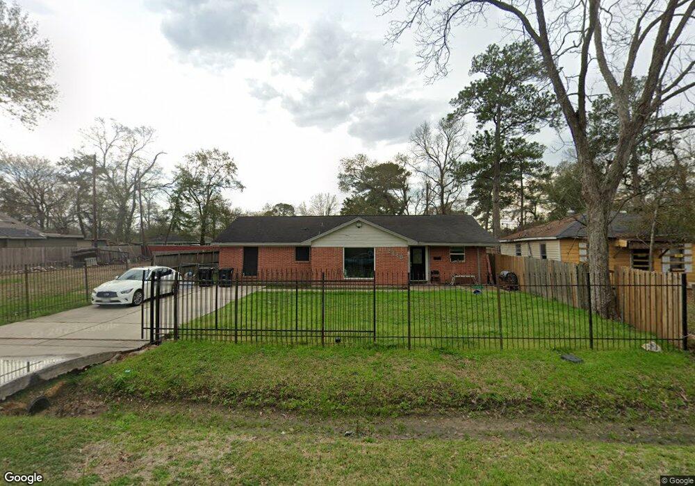 2445 Garapan St, Houston, TX 77091 - photo 1