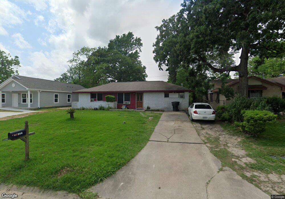 10333 Kelburn Dr, Houston, TX 77016 - photo 1