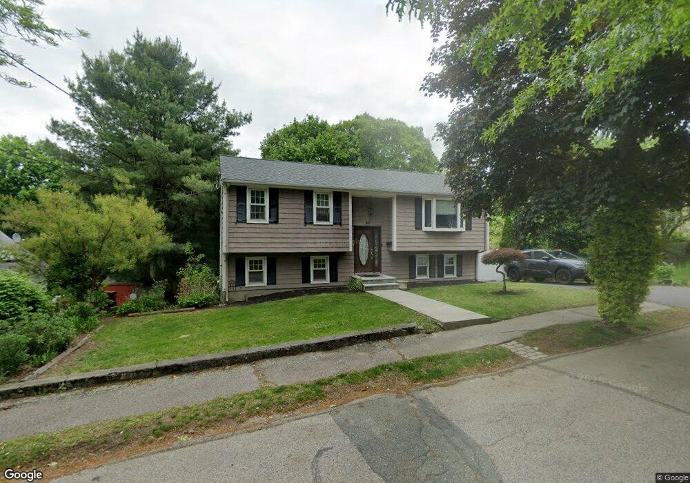22 Quentin St, Milton, MA 02186 - photo 1