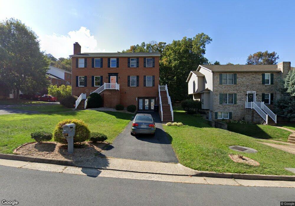 220 Emerald Dr, Harrisonburg, VA 22801 - photo 1