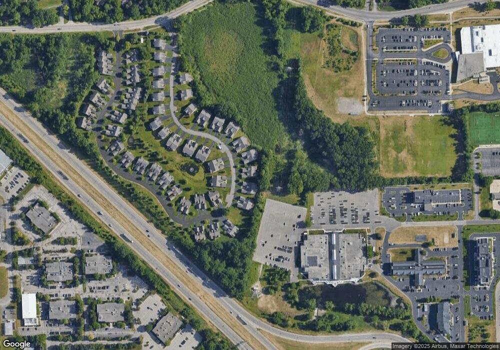 2532 Highridge Hills Ln SE unit 90, Grand Rapids, MI 49546 - photo 1