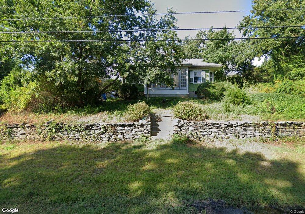 1692 Green End Ave, Middletown, RI 02842 - photo 1