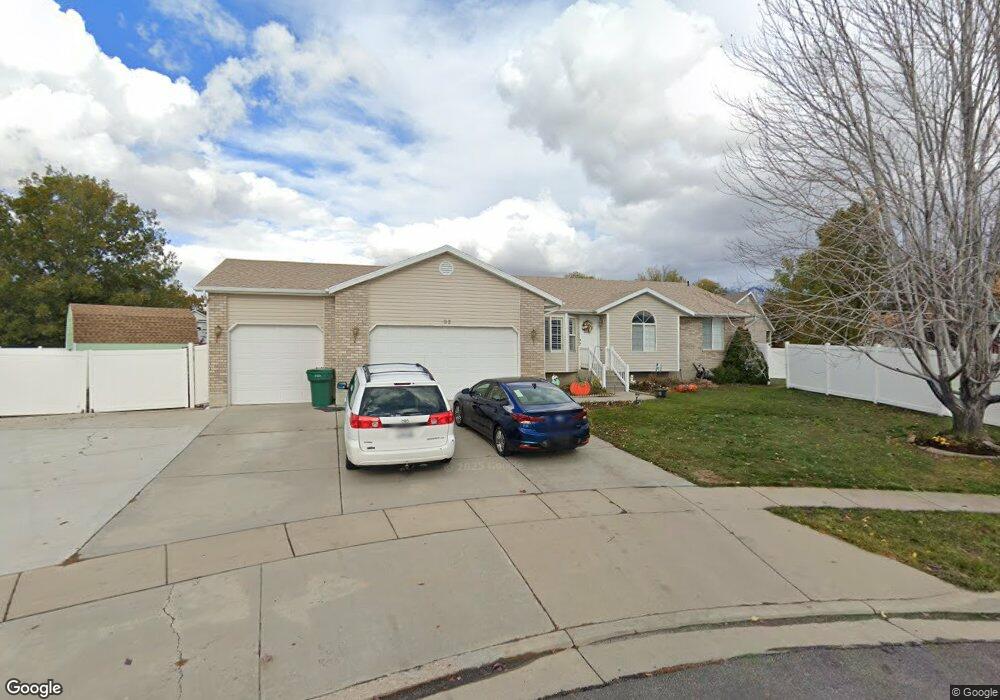92 N 935 W, Layton, UT 84041 - photo 1