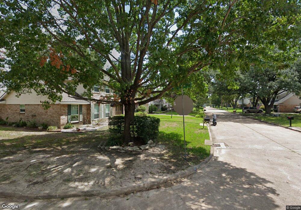 5050 Bayou Vista Dr, Houston, TX 77091 - photo 1