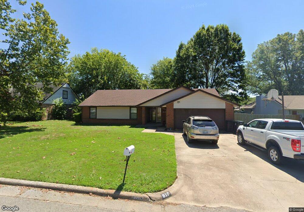 817 W Birmingham St, Broken Arrow, OK 74011 - photo 1