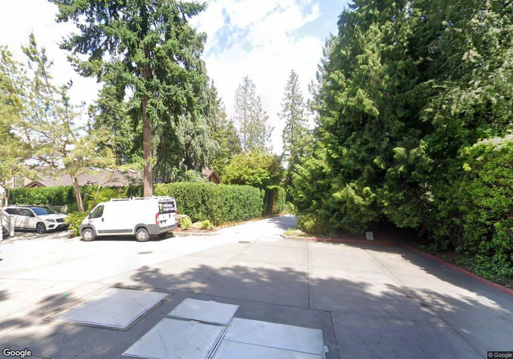 4455 Hunts Point Rd, Hunts Point, WA 98004 - photo 1