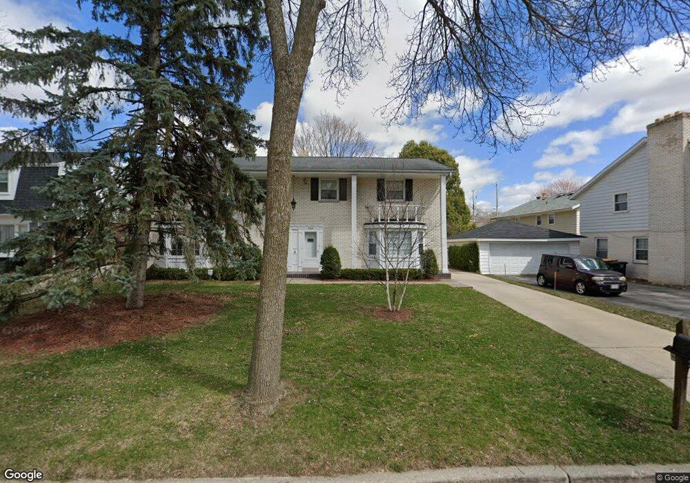 1116 N 118th St, Milwaukee, WI 53226 - photo 1