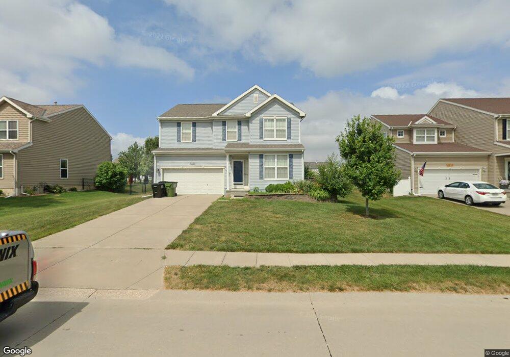 2412 Ridgeview Dr, Papillion, NE 68046 - photo 1