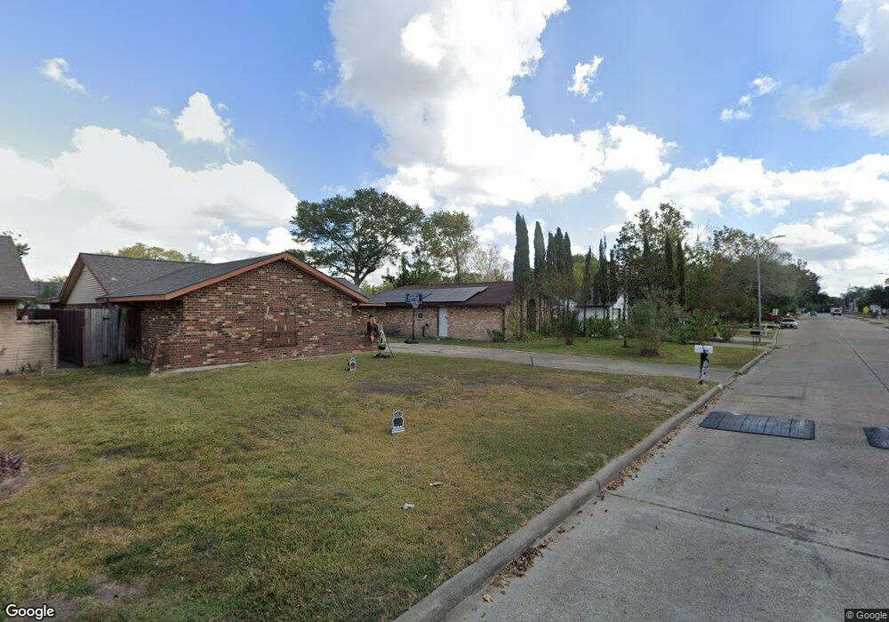 7134 Woodsman Trail, Houston, TX 77040 - photo 1