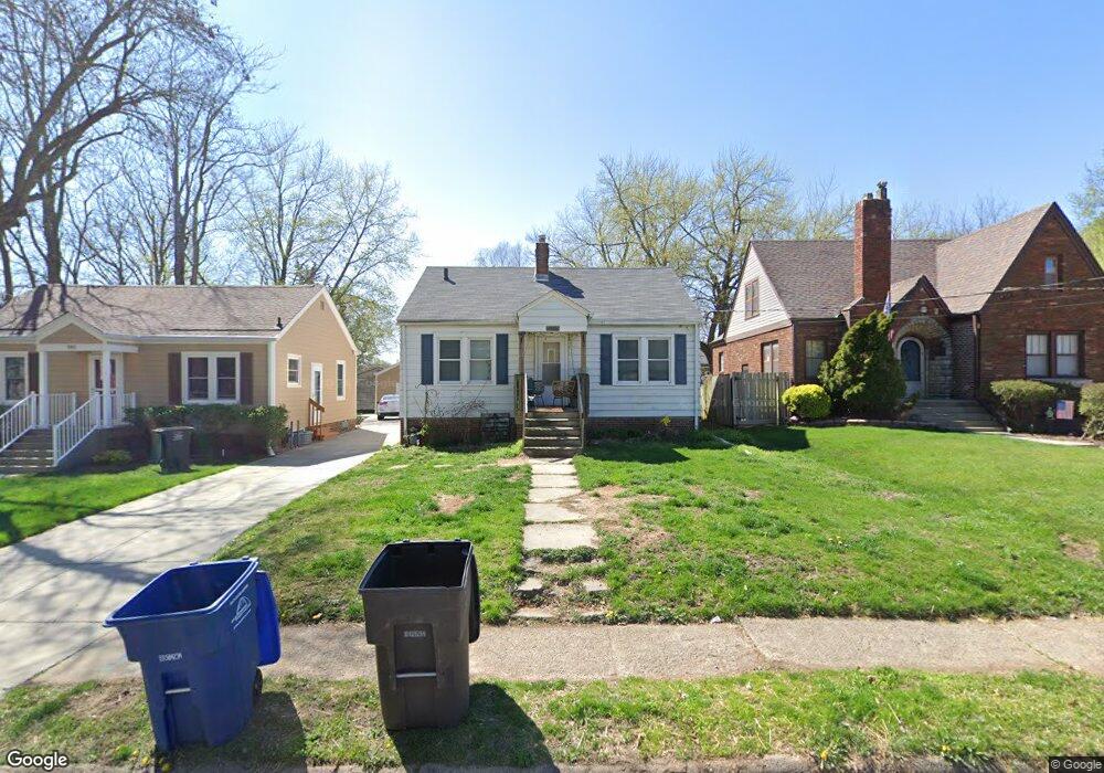 1916 35th St, Des Moines, IA 50310 - photo 1