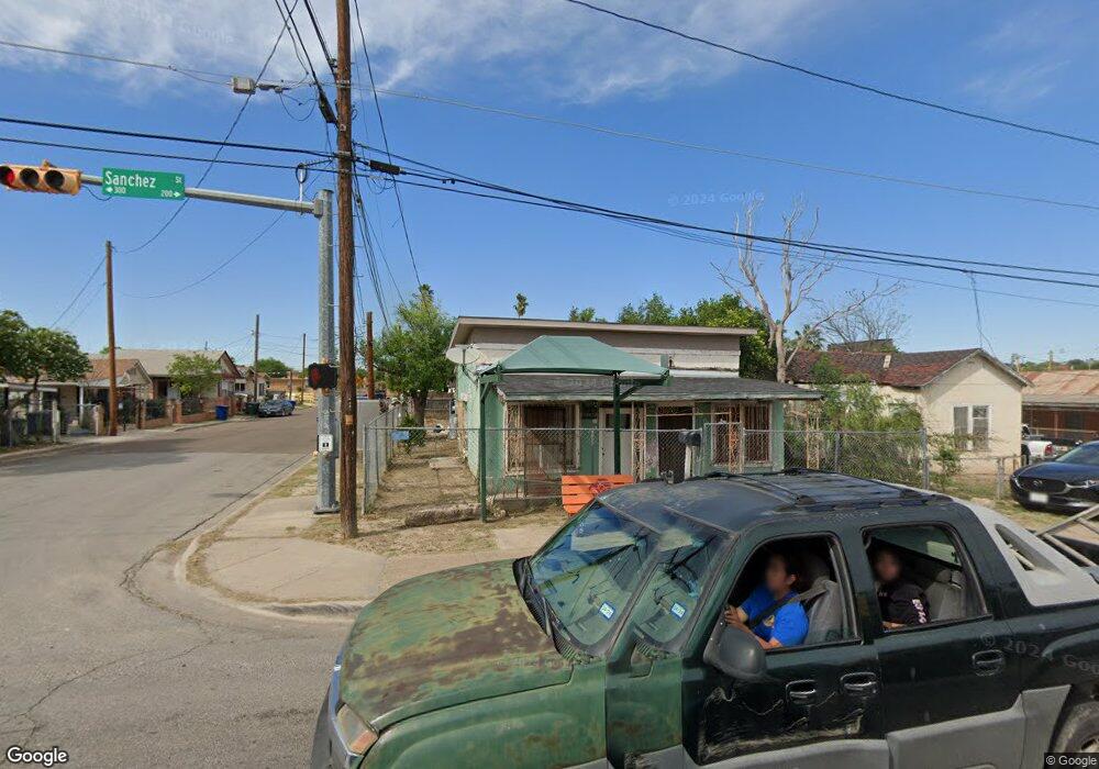 220 Sanchez St, Laredo, TX 78040 - photo 1