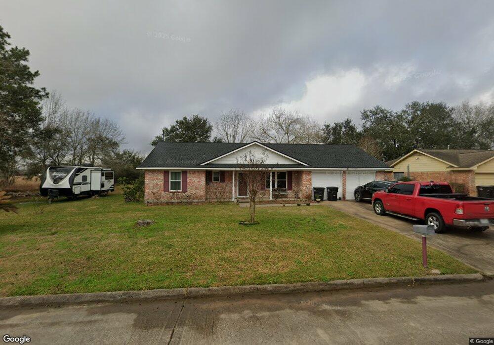 1620 Kings Park Dr, Alvin, TX 77511 - photo 1