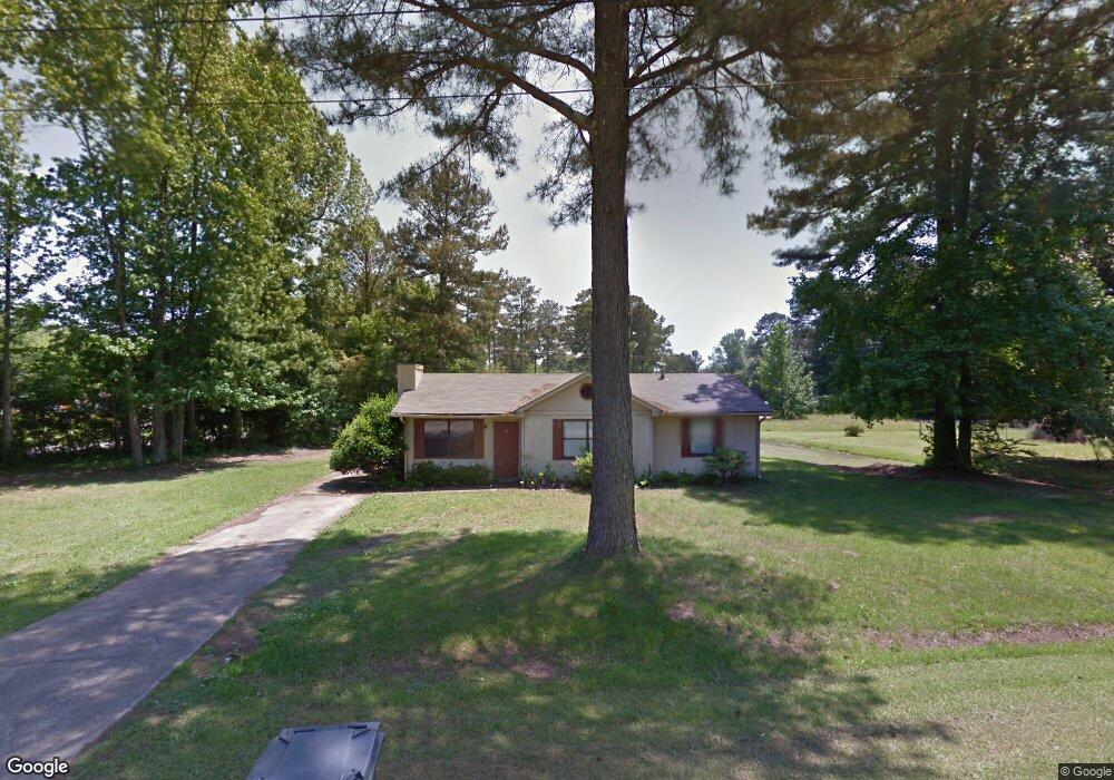 1502 Fillys Run, Weaver, AL 36277 - photo 1