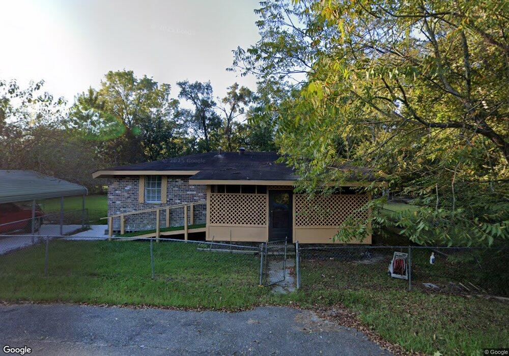 1110 Baylous St, Picayune, MS 39466 - photo 1