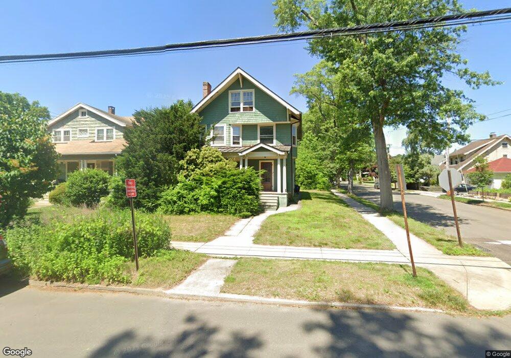 172 Alden Ave, New Haven, CT 06515 - photo 1