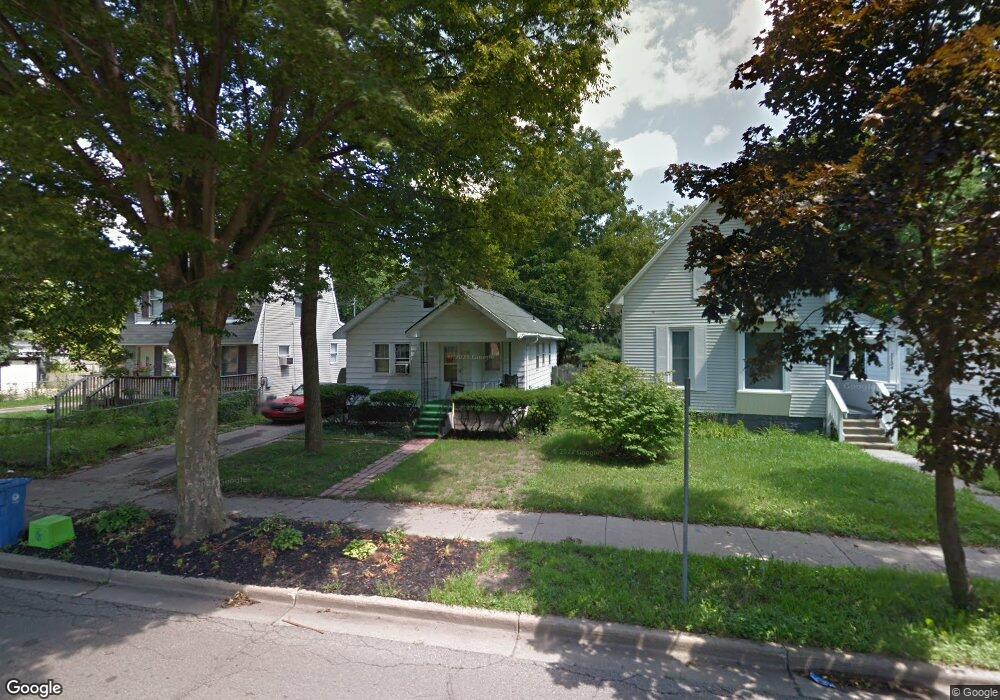 1138 N Jenison Ave, Lansing, MI 48915 - photo 1