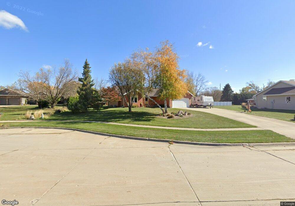 412 W 13th St N, Newton, IA 50208 - photo 1