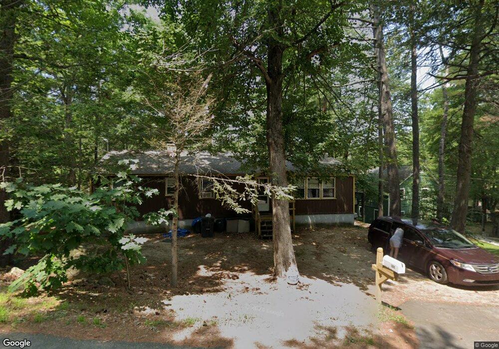 107 Lakeview Dr, Nottingham, NH 03290 - photo 1