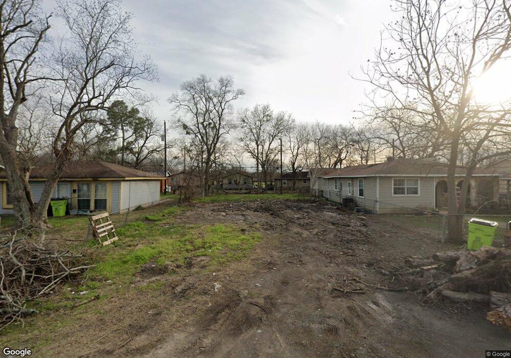 1006 Avenue E, Rosenberg, TX 77471 - photo 1