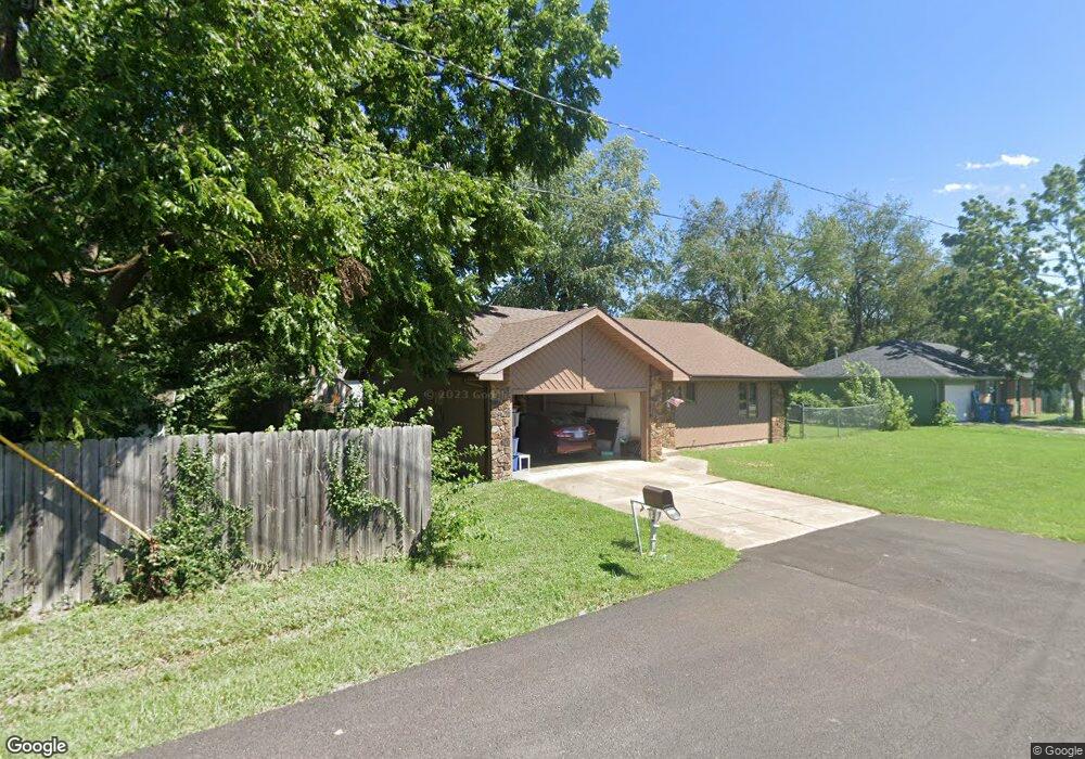 422 Frank St, Nixa, MO 65714 - photo 1