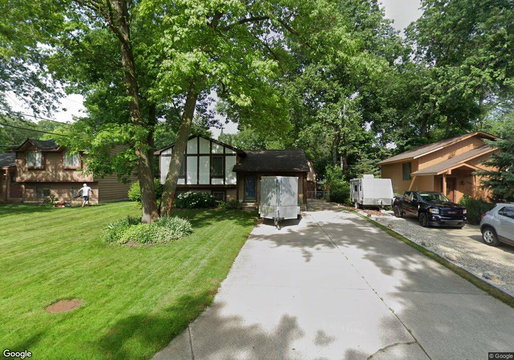 3680 Sancroft Ave, West Bloomfield, MI 48324 - photo 1