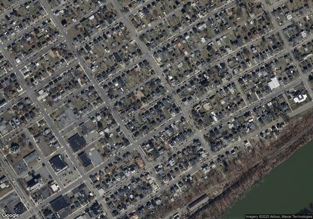 326 E 4th St, Berwick, PA 18603 - photo 1