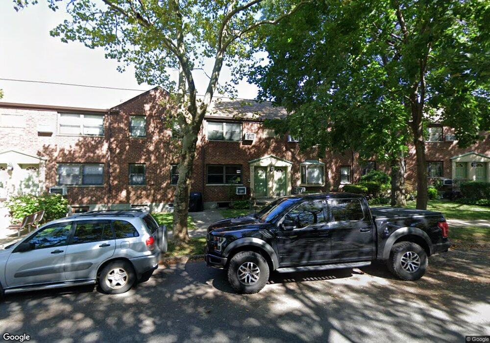 5769 246th Crescent unit Lower, Little Neck, NY 11362 - photo 1