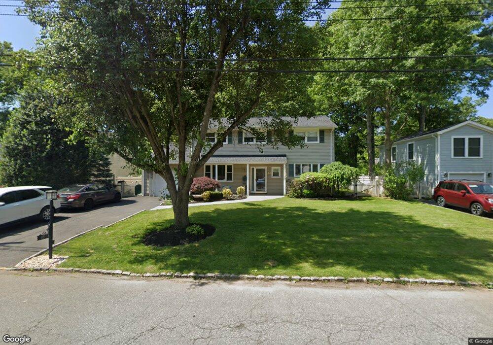 43 Coddington Dr, New Providence, NJ 07974 - photo 1