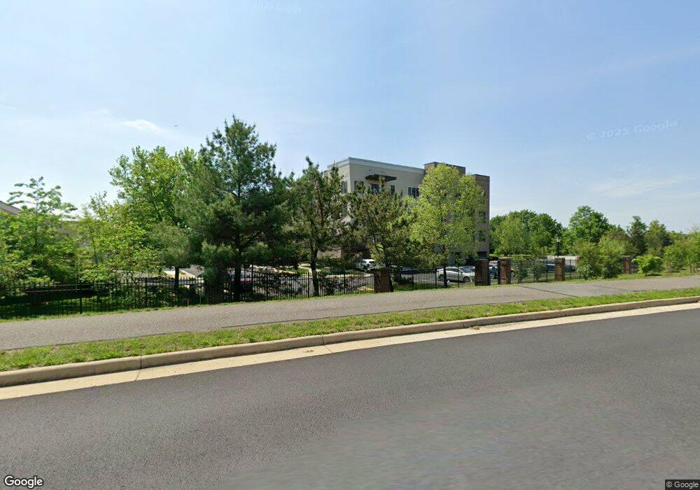 8435 Peace Lily Ct unit 213/01, Lorton, VA 22079 - photo 1