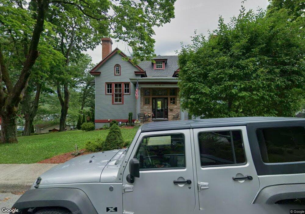 753 Arlington St, Tamaqua, PA 18252 - photo 1