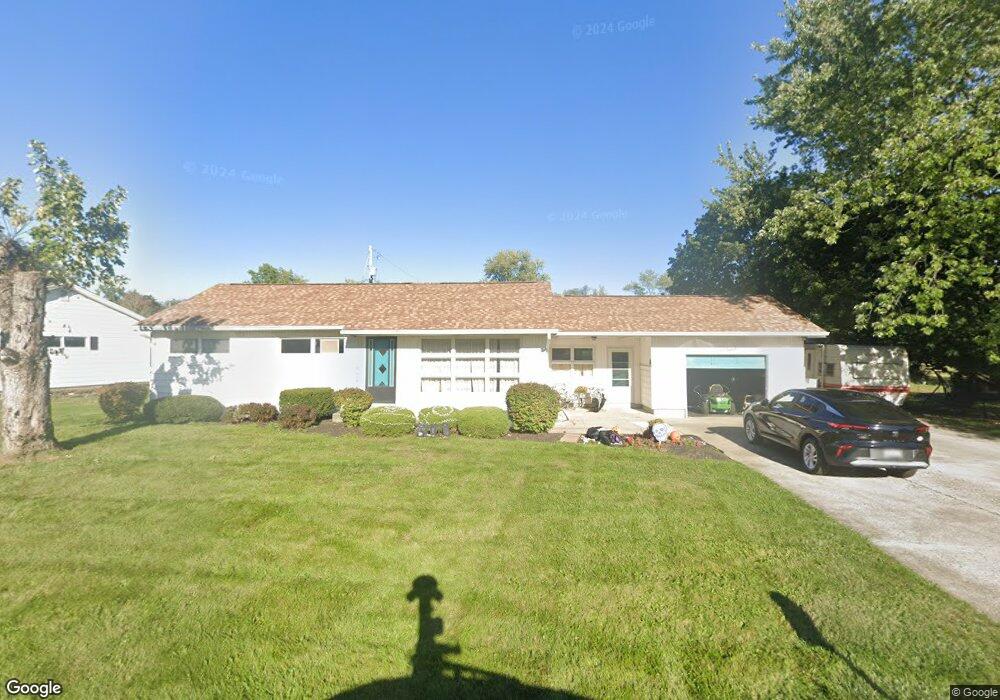 1419 Walnut Ct, Lima, OH 45805 - photo 1