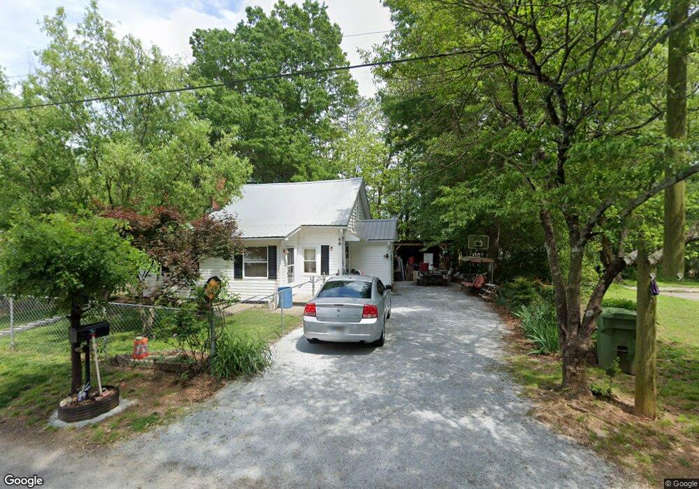 98 Floyd St, Royston, GA 30662 - photo 1