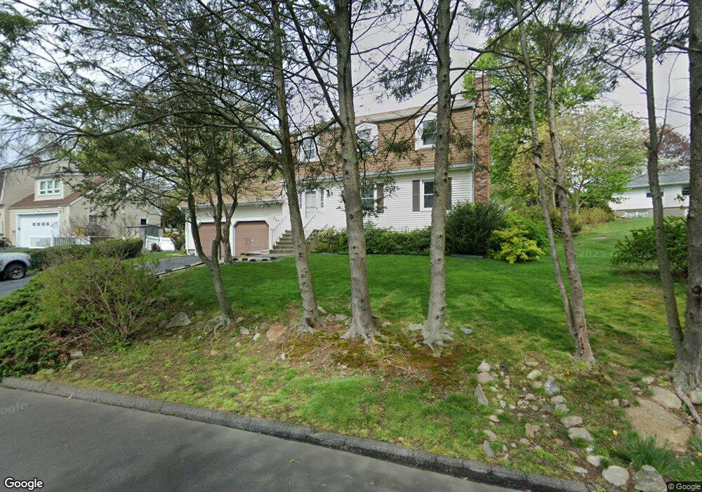 289 Bayberry Ln, Stratford, CT 06614 - photo 1